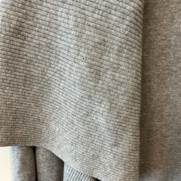 Lafayette 148 New York gray 100% merino wool cardigan - Picture 7 of 8